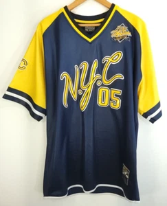 Maglia Camicia Vintage FUBU Uomo XXL Blu Navy Giallo NYC City Series Collezione - Foto 1 di 18