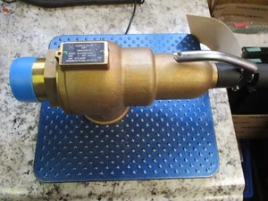 NEW KUNKLE SAFETY RELIEF VALVE EMRT SIZE 2" SET 125 PSIG 6010JHM01AAM - Picture 1 of 7