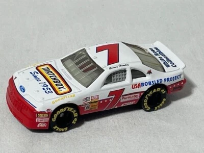 Matchbox Ford Thunderbird No7 Jimmy Hensley White Rose коллекционные предметы, NASCAR, 1/64 - Изображение 1 из 3
