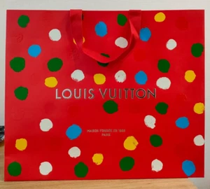 LOUIS VUITTON x Yayoi Kusama 15,6 x 13,2 x 6,2 grande borsa regalo autentica per la spesa - Foto 1 di 6