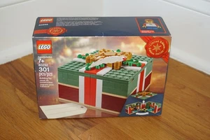 Lego 40292 Christmas Gift Box - Picture 1 of 8