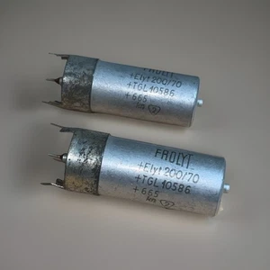 2 unidades - 200uF 70V - RFT FROLYT Elyt - 40x16mm - TGL 10586 - RDA Vintage - NOS - Imagen 1 de 4