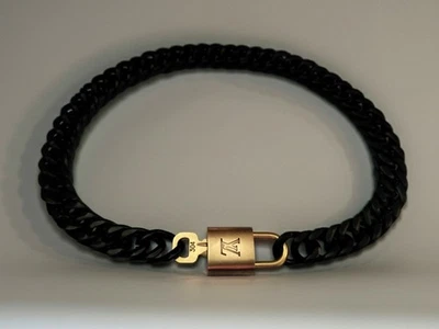 Auténtico candado Louis Vuitton llave y collar de acero inoxidable negro sin marca Foto 1 de 4