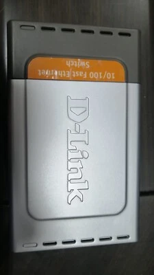 Conmutador LAN de red Fast Ethernet de 8 puertos D-Link DES-1008D 10/100 RJ-45 Foto 1 de 4