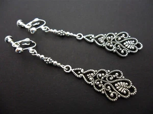 A PAIR OF TIBETAN SILVER LONG DANGLY FILIGREE SCREW BACK CLIP ON EARRINGS. NEW. - Picture 1 of 1