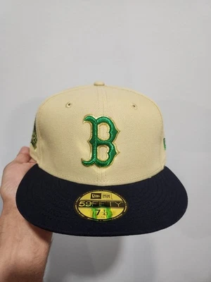 Chapéu Boston Red Sox New Era World Series 2004 Patch59FIFTY cáqui/verde tamanho 7 1/4 - Imagem 1 de 4