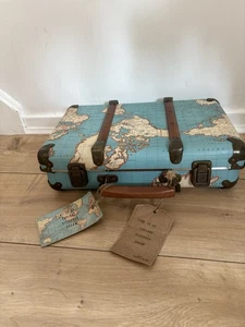 Sass & Belle Vintage Map Travelling Suitcase - Picture 1 of 5