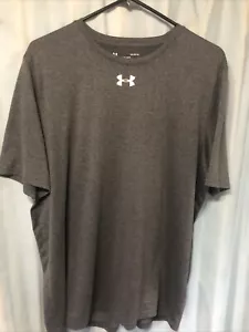 Camiseta gris Under Armour HeatGear grande cuello redondo manga corta para hombre. ¡Bonito! - Imagen 1 de 4