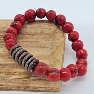 ESPERANZART "Coco" Red Acai Berry & Coconut Beaded Stretch Bracelet - Picture 1 of 7