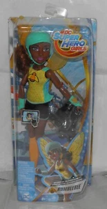Figura de acción 2017 DC Super Hero Girls 12" Bumblebee Roller Derby sellado en paquete - Imagen 1 de 4
