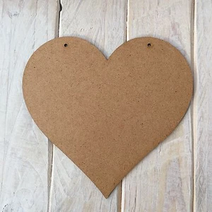 5 pack 3mm MDF Heart Shape Plaque, Blank laser cut wooden shape - Picture 1 of 1