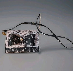 Betsey Johnson Purse Roses Black and White Bow Crossbody Chain Strap Floral - Picture 1 of 15