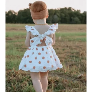 Isaac Mizrahi Infant 24M 100% Cotton Floral Dress with Ruffle Sleeves - Picture 1 of 7