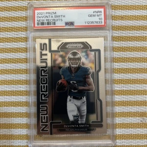 DeVONTA SMITH 2021 Panini Prizm nuevos reclutas RC #NR6. Clasificado PSA 10 GEMA ¡COMO NUEVO! - Imagen 1 de 3