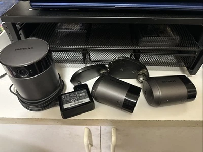 Cámara de seguridad Samsung SNS-R0810W Wi-Fi interior solo movimiento y 2 cámaras Foto 1 de 4