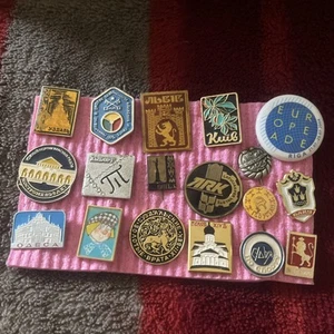 Vintage Badge Collection -1970’s - Picture 1 of 7