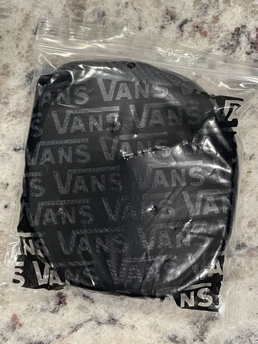 NUOVI lacci per scarpe Vans Flat neri lunghi 37” in borsa pattinatore mai usati ?