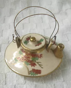 Tetera de porcelana japonesa dorada Satsuma del siglo XIX - Imagen 1 de 7