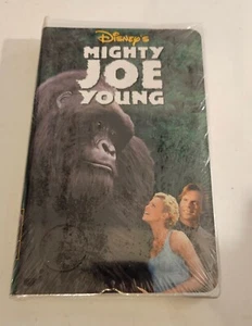 Vintage Walt Disney Mighty Joe Young VHS Tape Movie New In Clamshell **READ** - Imagen 1 de 7