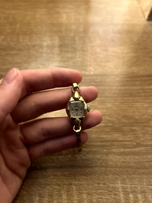 Часы Ulyssse Nardin заполненные золотом 10 карат - Изображение 1 из 2