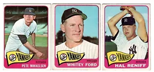1965 Topps # 177 , # 330 & # 413 Pitchers w/ Whitey Ford Ungraded Baseball Cards - Picture 1 of 2