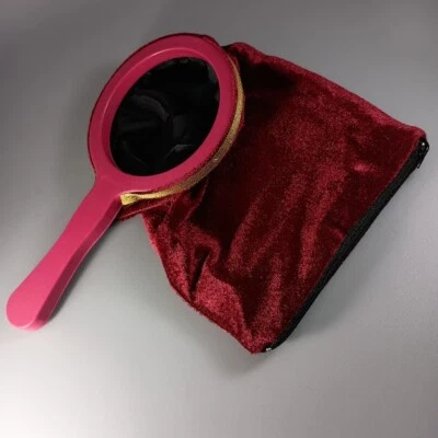 Change Bag With Zipper - Red - Magic Trick Prop - Great for beginners & kids! - Image 1 of 4