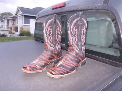 Botas de Vaquera Occidentales Nocona Aspecto Exótico Usadas Damas Talla 6.5 B Foto 1 de 4