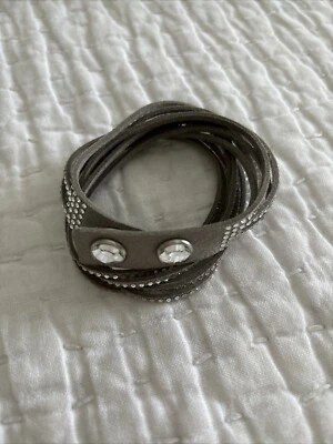 Pulseira de couro cinza Swarovski envoltório de cristal - Imagem 1 de 4