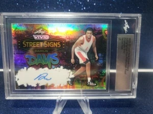 2022-23 Leaf Vivid - Darius Days - Street Signs SP Auto #'d 1/1 🔥One Of One - Picture 1 of 3