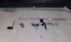 Sony PS2 Slim ^^90001^^Modelo SOLO SUPERIOR ***SOLO HERRAJES PARA PUERTAS DE DISCO***- LEER TODO - Imagen 1 de 7