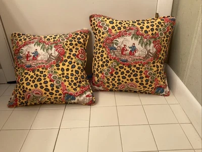 "Almohadas de 15"" Pr Brunschwig & Fils para baño de leopardo chino" Foto 1 de 4