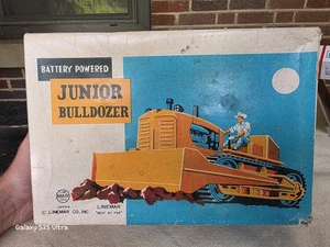 60er Jahre Mar Line Toys, Junior Bulldozer, batteriebetrieben mit Karton ungetestet - Bild 1 von 11