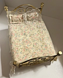 Concord Gold Bedframe Mattress and Bedding Dollhouse Furniture Bed Bedroom - Picture 1 of 7