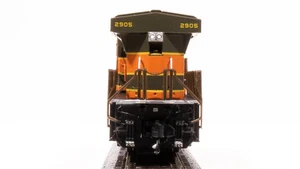 Broadway Limited Imports N 7306 GE ES44AC, Great Northern #2905 - Picture 1 of 6
