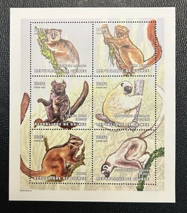 Guinea: 2001 " Monkeys" SC # 1895 Sheet of 6 MNH Lot# SC-04052 - Picture 1 of 2