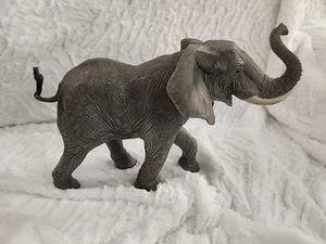 Safari Ltd Vintage 1994 ELEPHANT 8" Solid Figure RARE Vanishing Wild Collection - Picture 1 of 8