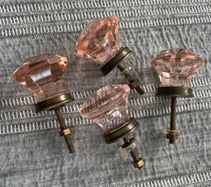 Vtg Faceted Pink Glass Drawer Pull Cabinet Knob Set Of 4 Brass Hardware Art Deco - Picture 1 of 9