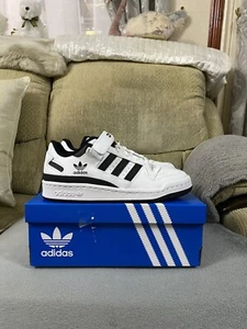 Adidas Originals Forum Low weiß schwarz Turnschuhe Schuhe neu im Karton Größe 5 UK FY7757 - Bild 1 von 19