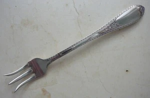 Dominick & Haff MARTHA WASHINGTON Sterling Cocktail Fork No Monogram MINT - Picture 1 of 3