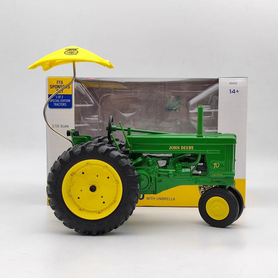 1/16 SCALE ERTL John Deere Model 70 Tractor W/ UMBRELLA FFA Special Edition - Immagine 1 di 4