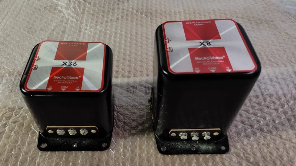 Electro-Voice crossover X8 e X36 originali a 2 vie da 8 Ohm- COPPIA - Immagine 1 di 3