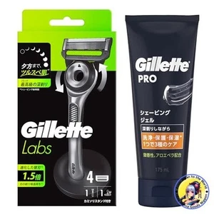 Gillette Shaving Blade Replacement 4 Pieces with Stand and Gel Razor for Men - Picture 1 of 8