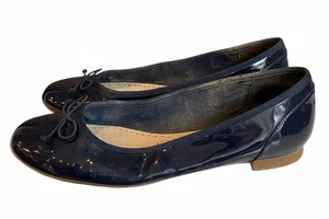 Clarks Somerset Mujer Cuero Azul Marino Planos Reino Unido 5 Detalle de Lazo Ajuste Ancho Patente - Imagen 1 de 11