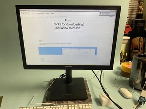 Samsung Monitor Sync Master NS240 Display Top Zustand 24 Zoll mit Ständer - Bild 1 von 5