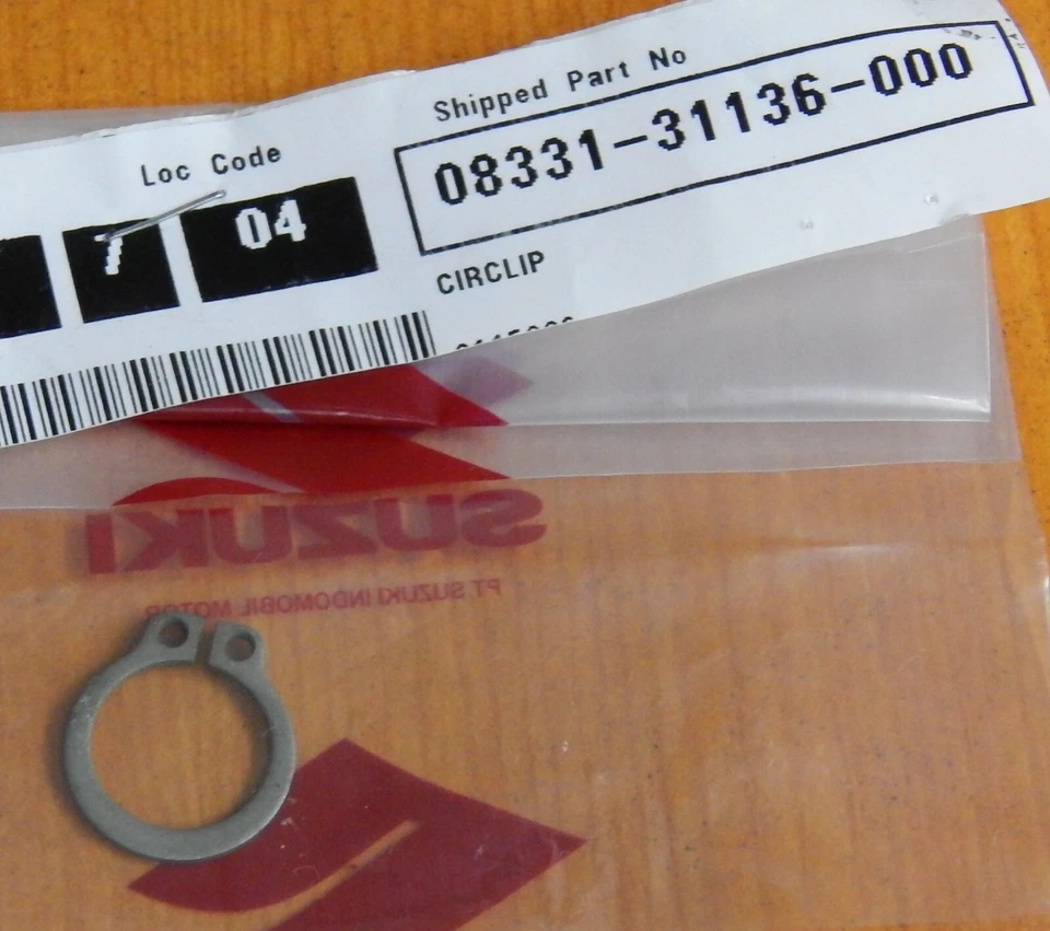 Circlip genuino Suzuki GSXR1100W 750 RF900 RGV250 (2 piezas) PN 08331-3113A Foto 1 de 1