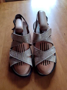 Sandalen von algemare , beige, Gr. 40, sehr gut erhalten - Bild 1 von 4