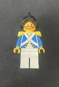 LEGO VINTAGE PIRATES IMPERIAL SOLDIER OFFICER MINI-FIG PI060 PI061 PI063 PI064 - Picture 1 of 2