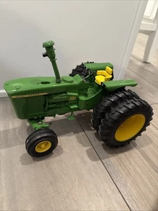 ERTL 1/16 John Deere 6030 Diesel Tractor - Picture 1 of 6