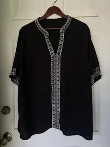 Camisa para mujer negra con detalle bordado hasta el codo 2XL usada usada en excelente estado - Imagen 1 de 7