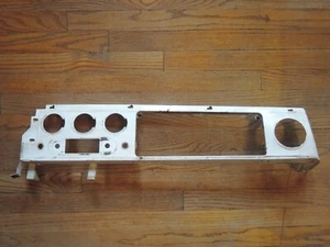 Alfa Romeo DUETTO Used Original Right Side DASHBOARD PANEL Straight Top Edge - Picture 1 of 17
